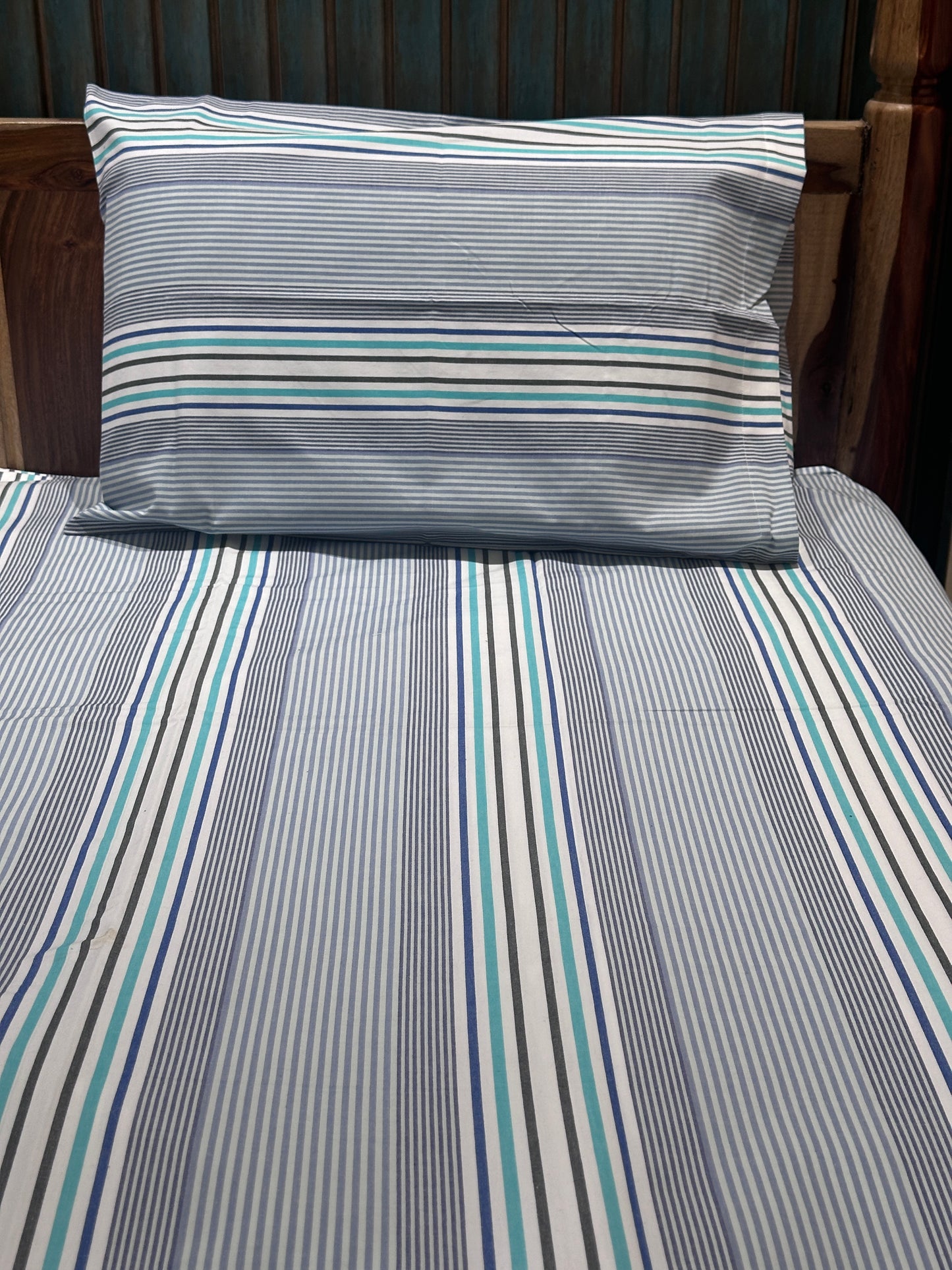 Blue Multistripe Bed Sheet with 2 Pillow Cover